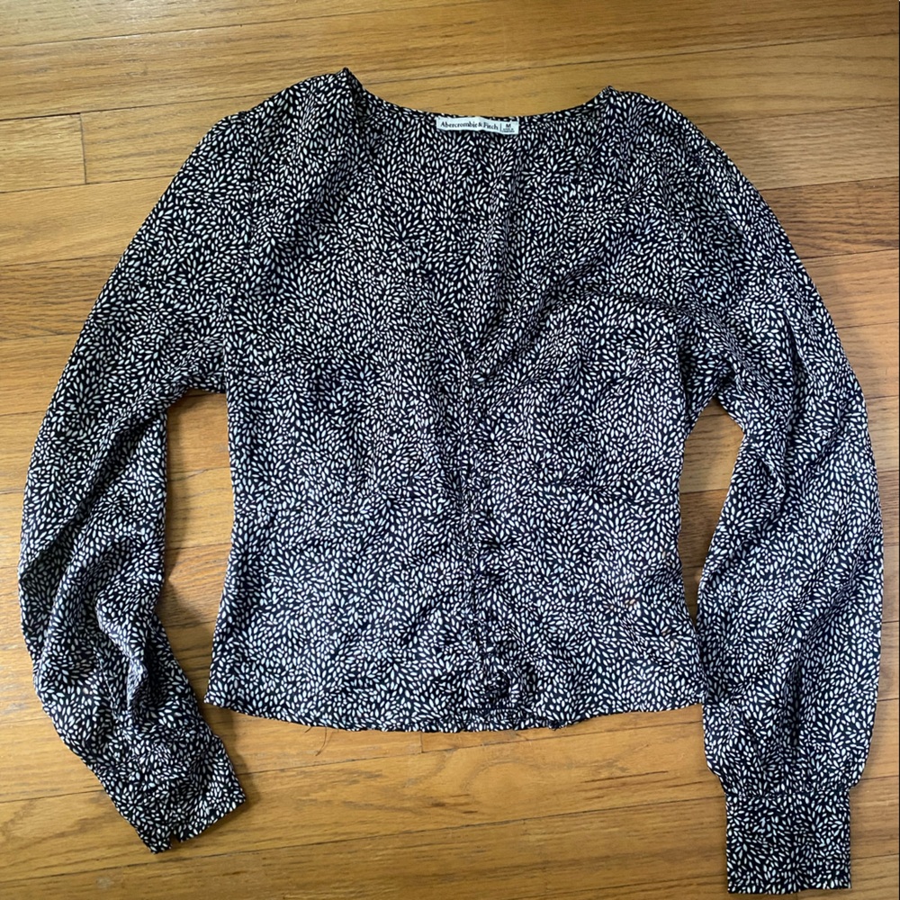 Silk Abercrombie and Fitch long sleeve top